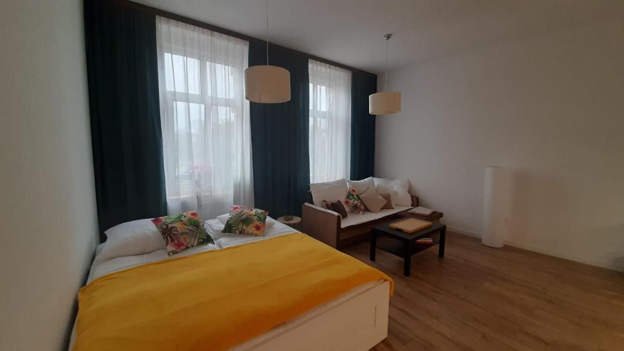 Apartamenty Jednosci 46 弗罗茨瓦夫 外观 照片