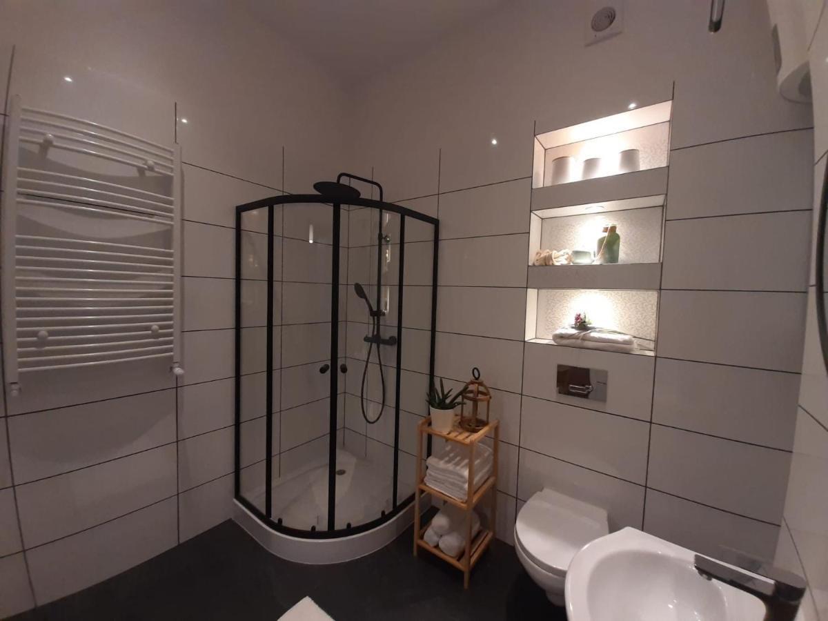 Apartamenty Jednosci 46 弗罗茨瓦夫 外观 照片
