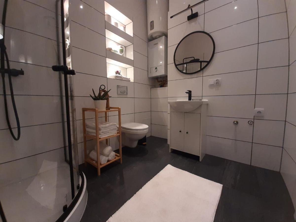Apartamenty Jednosci 46 弗罗茨瓦夫 外观 照片